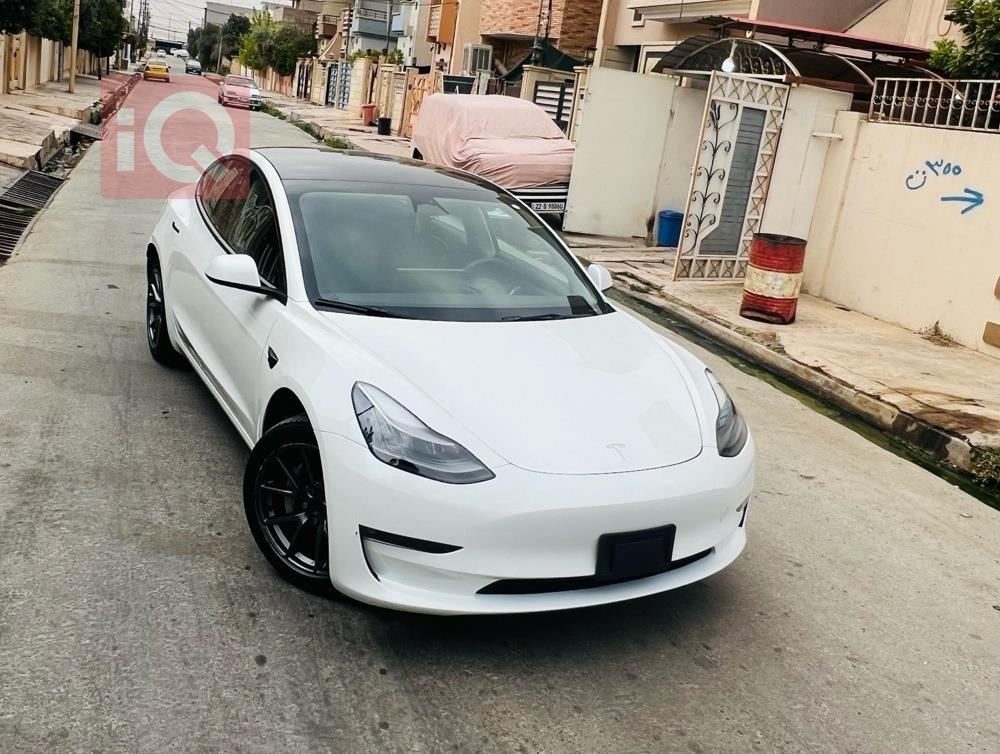 تسلا موديل 3